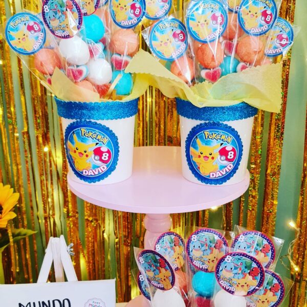 Brochetas de Chuches Personalizadas pokemon