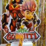 FiguraPorexpan y Vela Gormiti